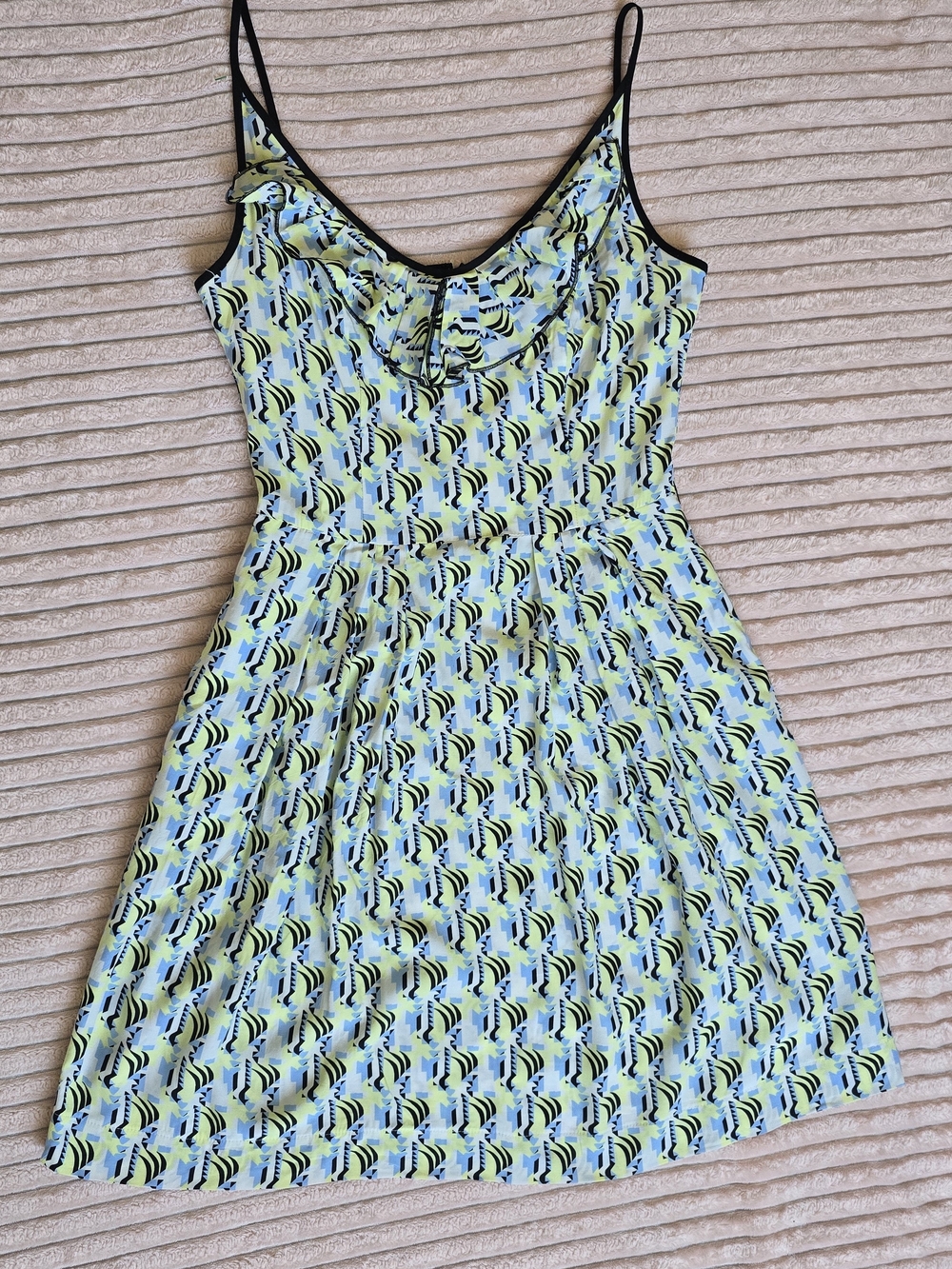 Cue Sleeveless Dress in Pale Yellow, Light Blue & Black Trim